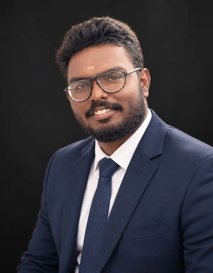 Sagar, COO of Vexora